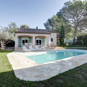  Villa De Charme, 8 Pers, Climatisée, Piscine Chauffée, Calme Garanti